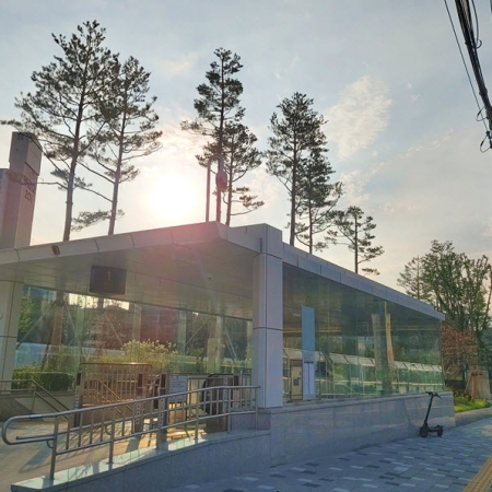A Genuine “Seoul National University Entrance” Subway Station is Built at Last, as the Sillim Line Opens in the Seoul Metropolitan Railway
