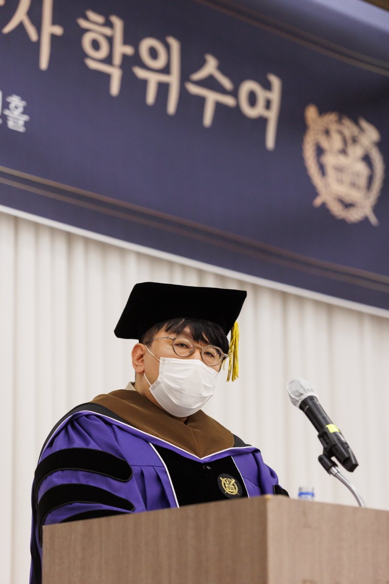 Chairman HYBE Bang Si-Hyuk
