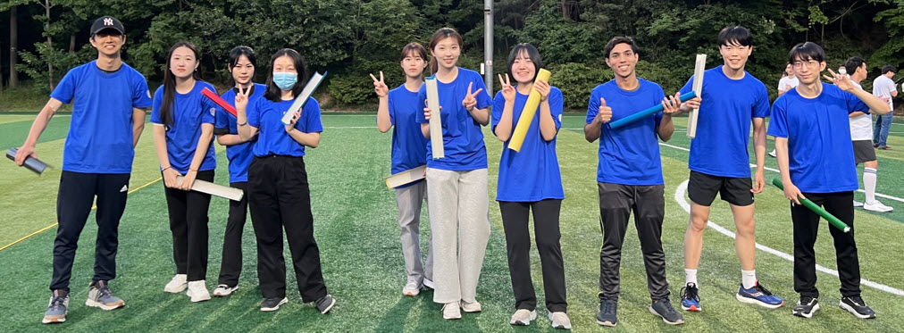 Team-building activity representatives from Global team
