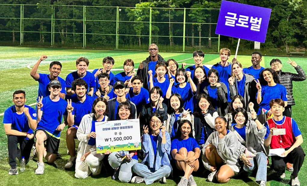 Team Global celebrating after their win