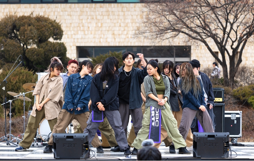 A dance performance by ADBC at the Grass Square
